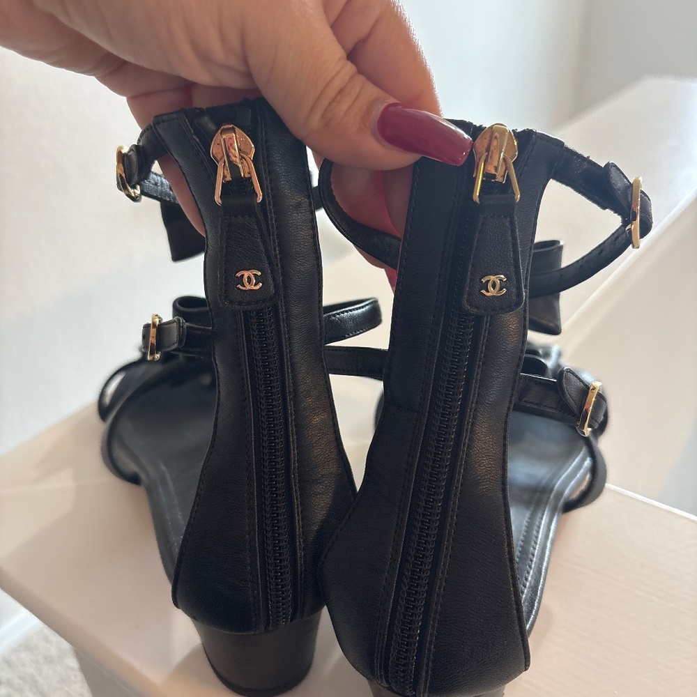 Chanel sandals - Picture 6 of 8